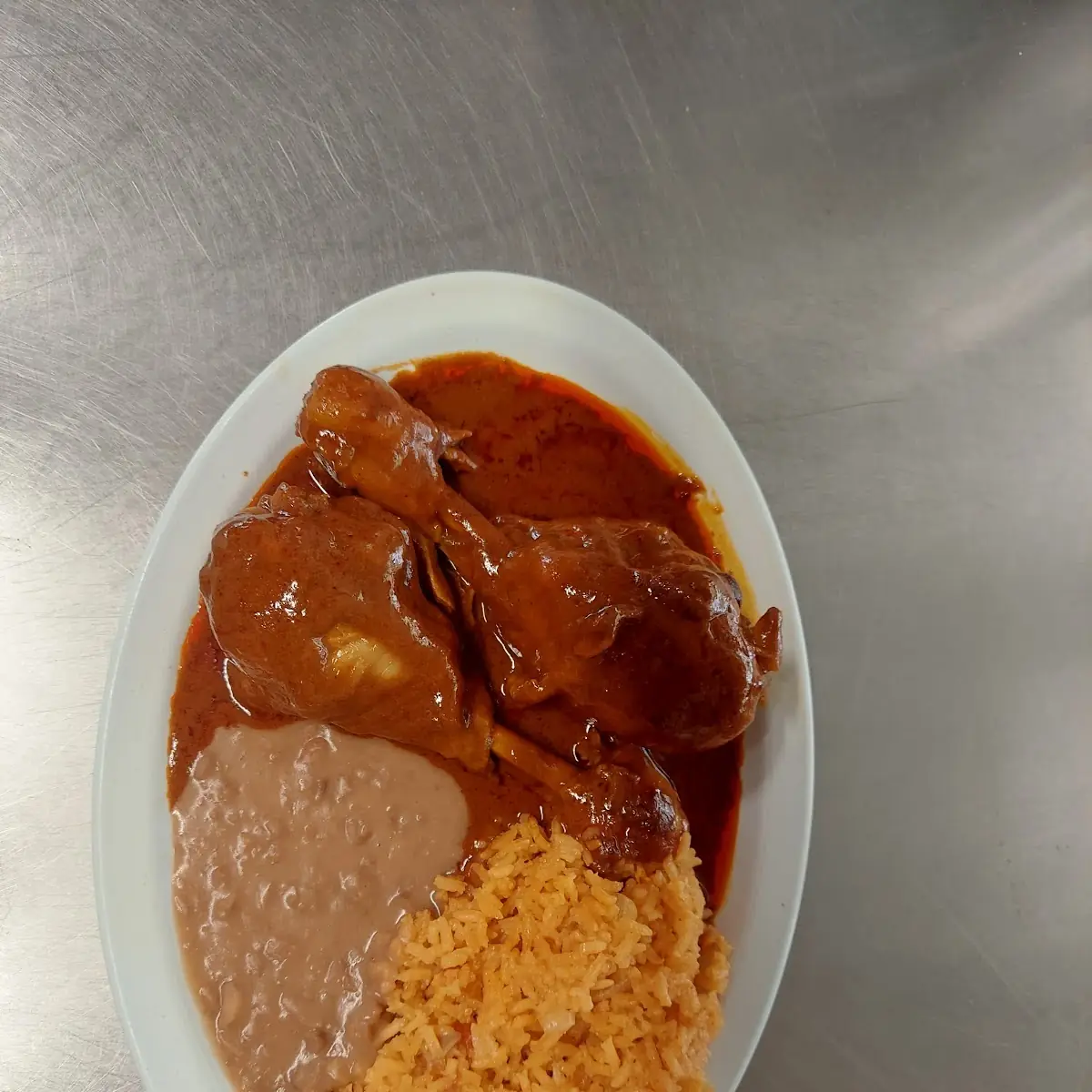 Guisadode Puerco En Salsa Roja