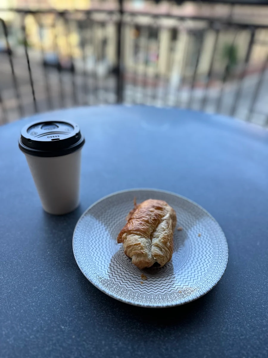 Latte & Chocolate Croissant
