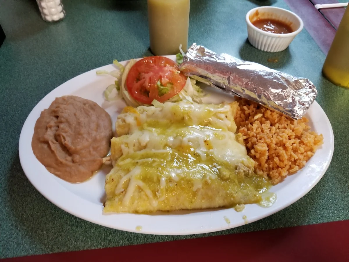 Chalupa Plate