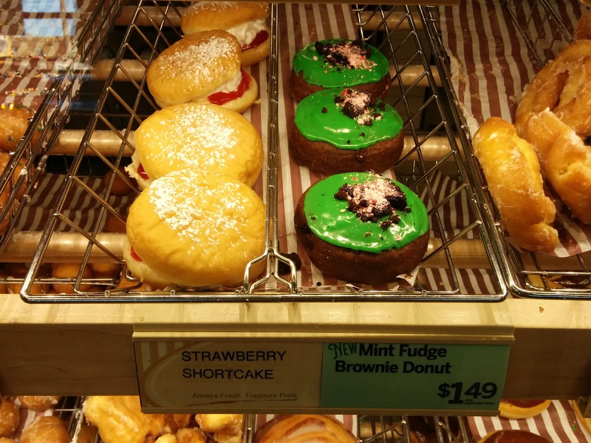Donuts, Tim Hortons