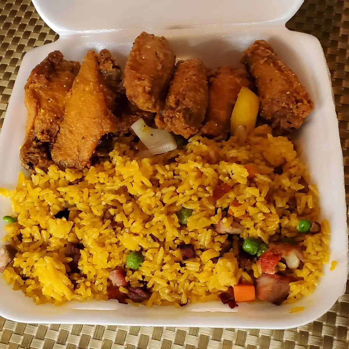 Lemon Pepper Wing with Pork Fried Rice