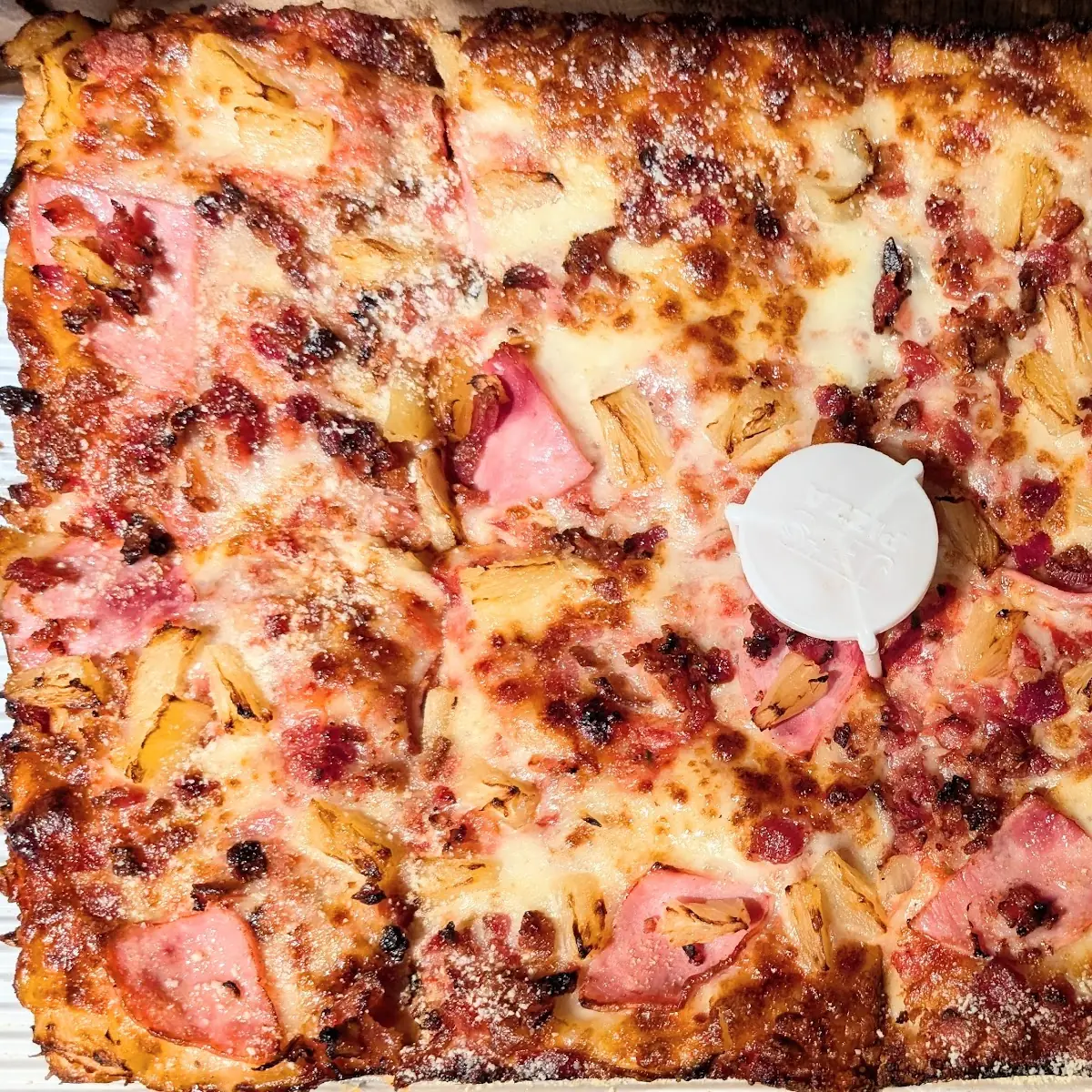 Hawaiian Pizza