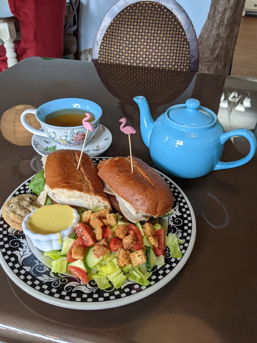Whole Sandwich Combo Turkey Bacon & Cheddar Melt with Blue Lady Tea