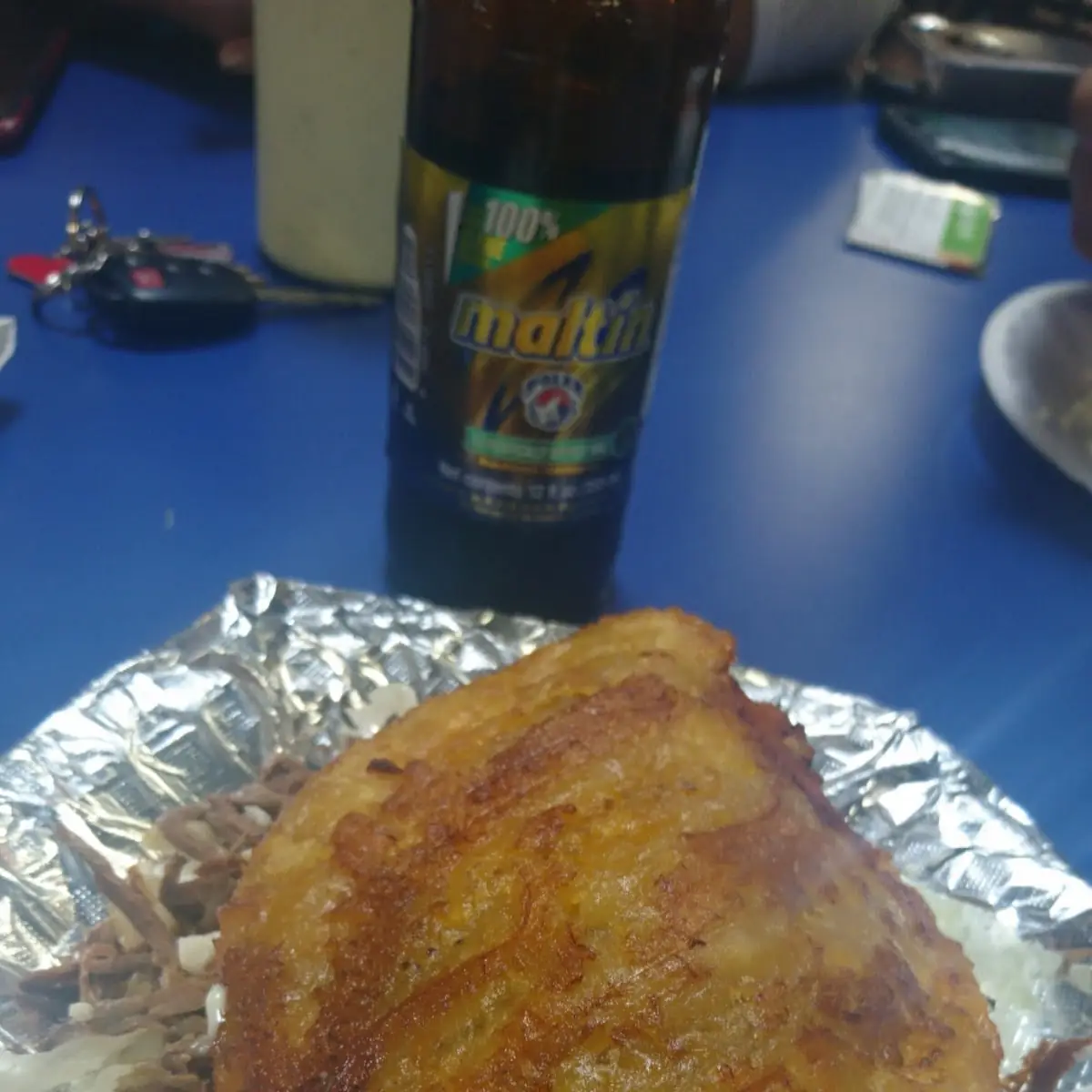 Patacon de Plátano Amarillo Con Carne Mechada