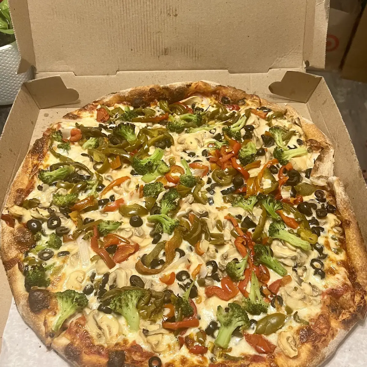 Large Veggie Pizza