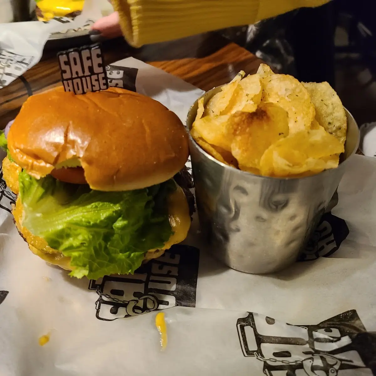 Smersh Burger