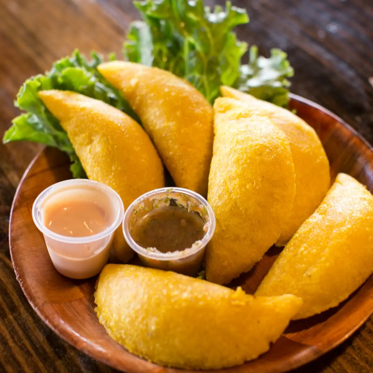 Mini Empanada de Maiz Con Carne Y Papa