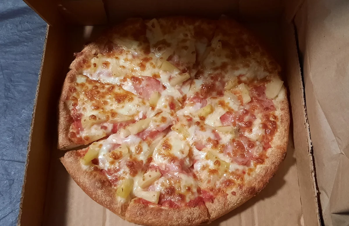 Hawaiian Pizza