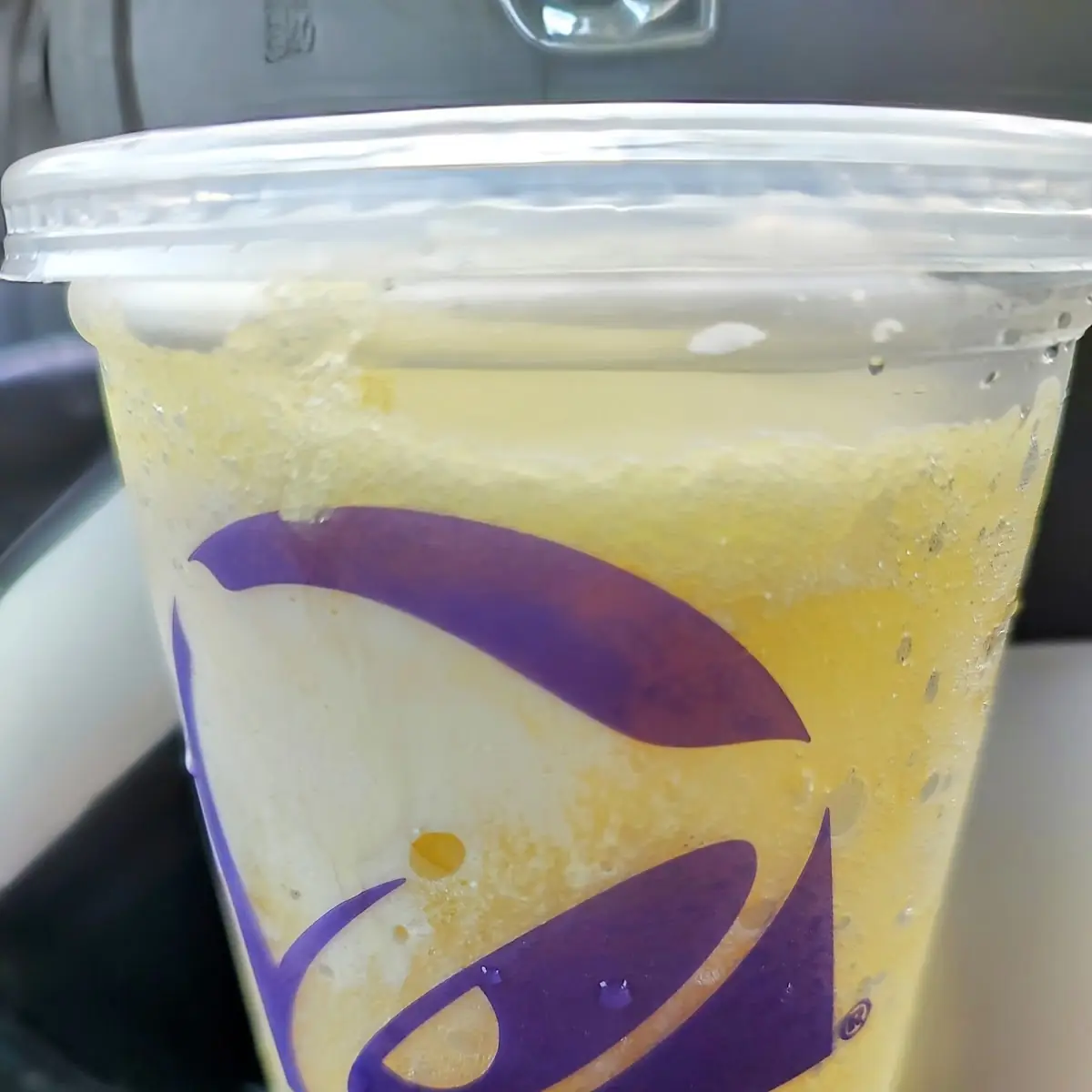 Vanilla Creme Limonada Freeze