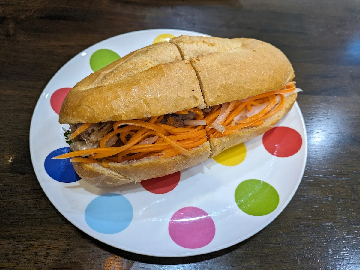 Traditional Pork Roll, Viet'z Eatery