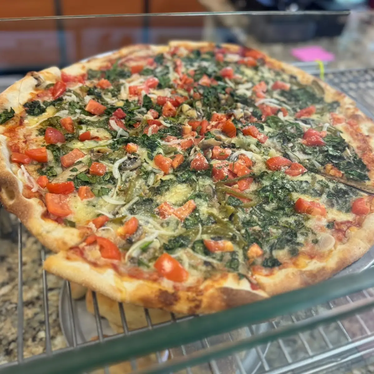 Roma Veggie Pizza