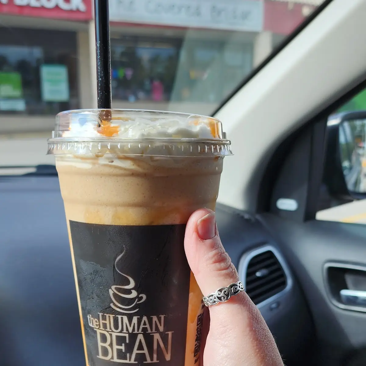 Iced Caramel Macchiato