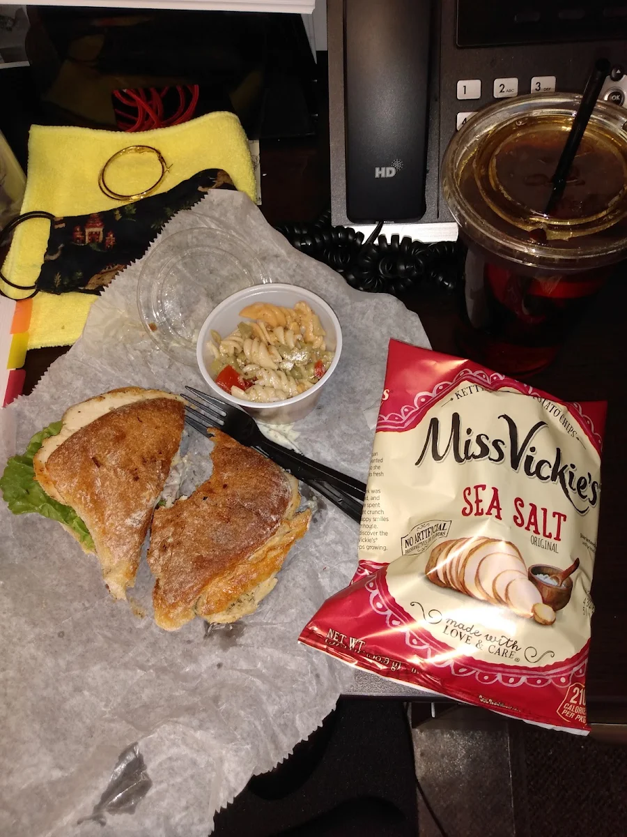 Pesto Chicken Sandwich Combo