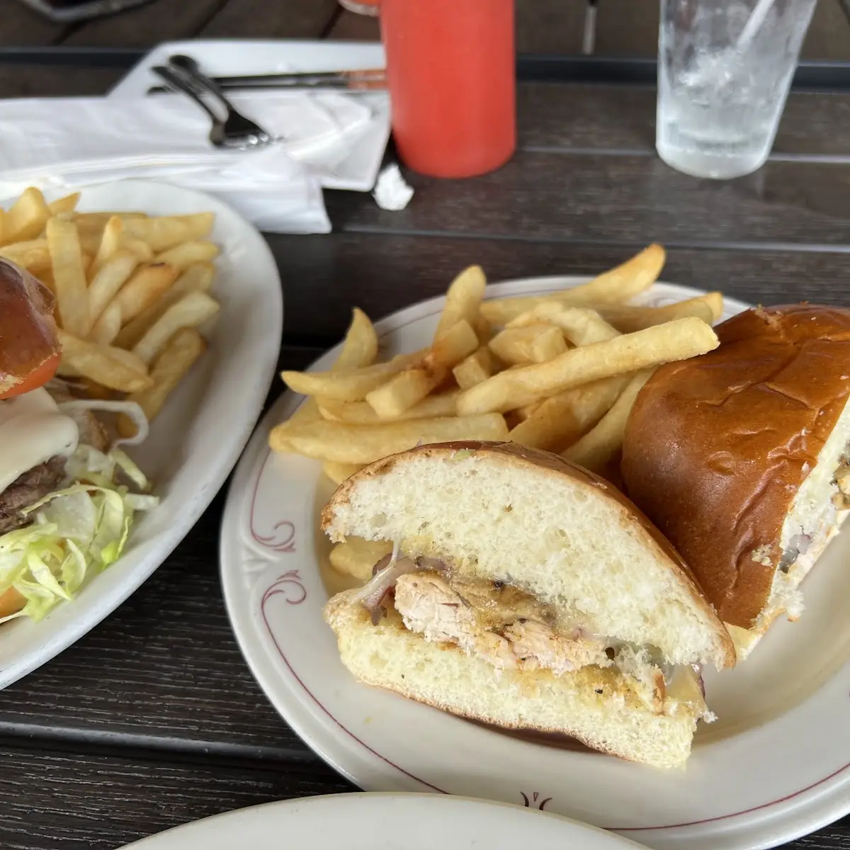 Alpine Chicken Sandwich