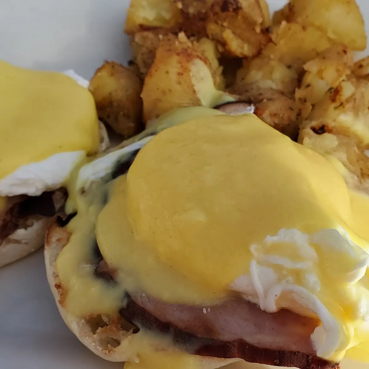 Eggs Benedict