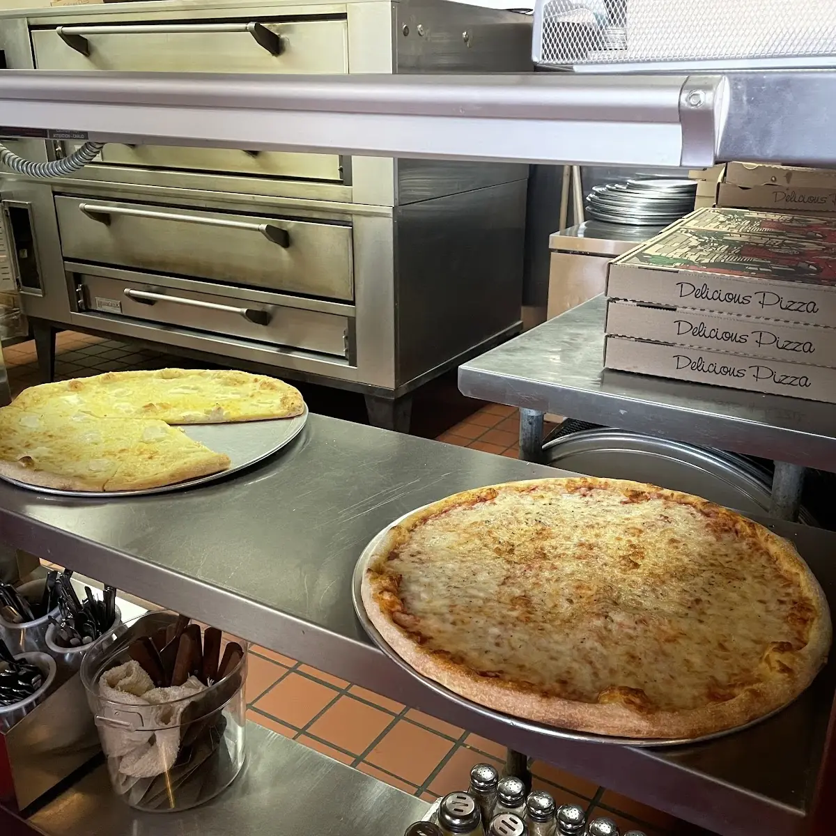 White Pizza and Cheese Pizza Slice