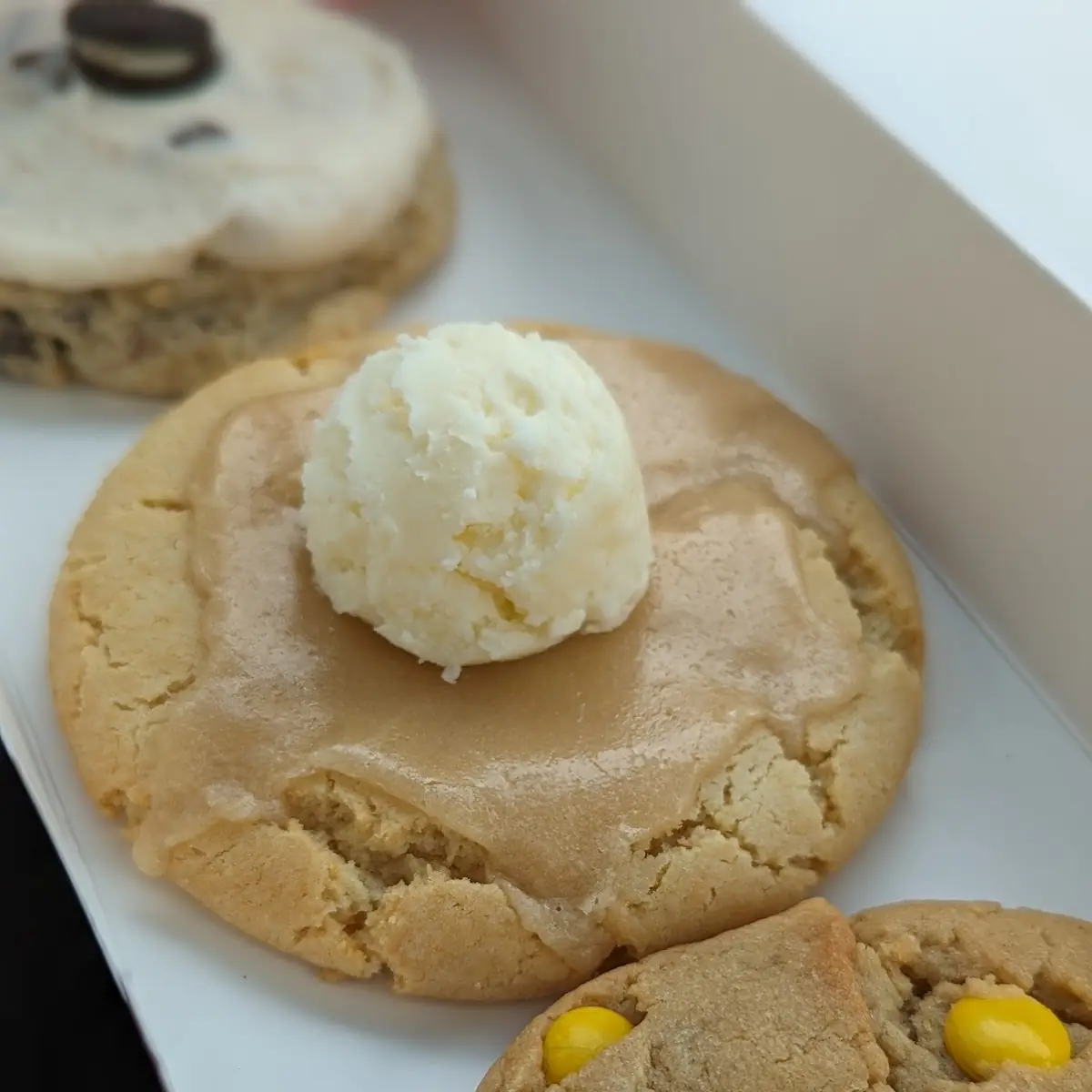 Milk Chocolate Chip Cookie