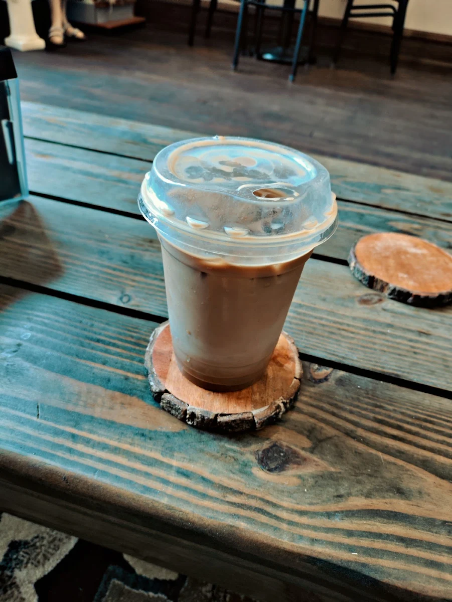 Thin Mints Decaf Iced Latte with Oat Milk