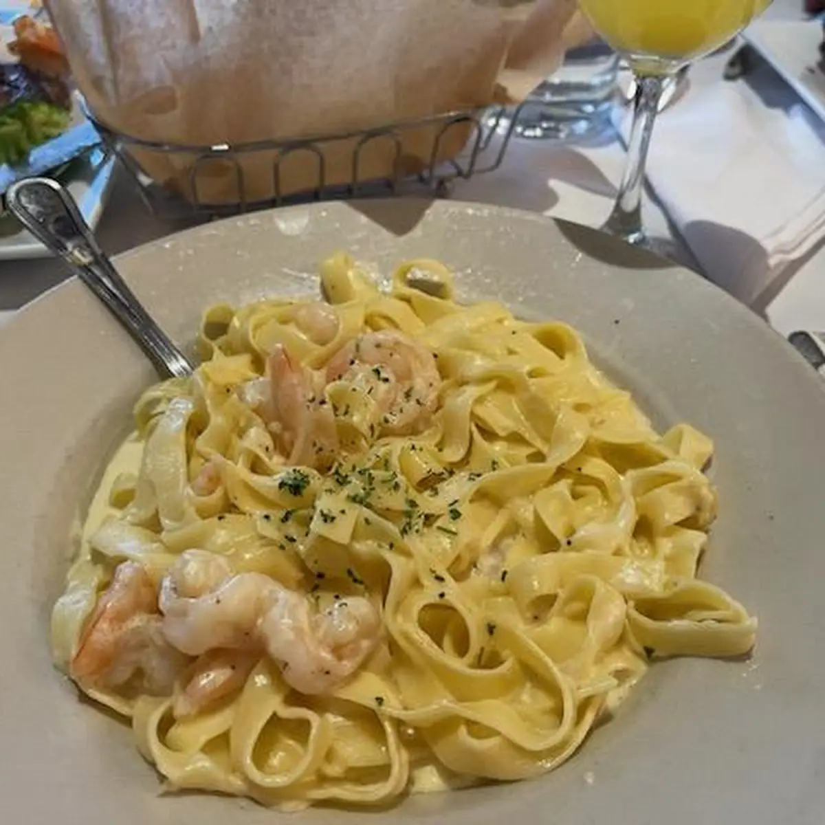 Shrimp Alfredo Pasta