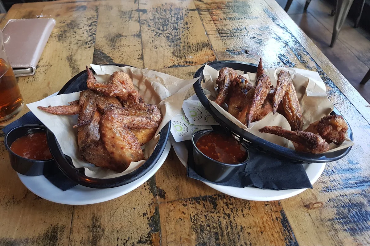Smoked Wings, Lowertown Brewery, ByWard Market