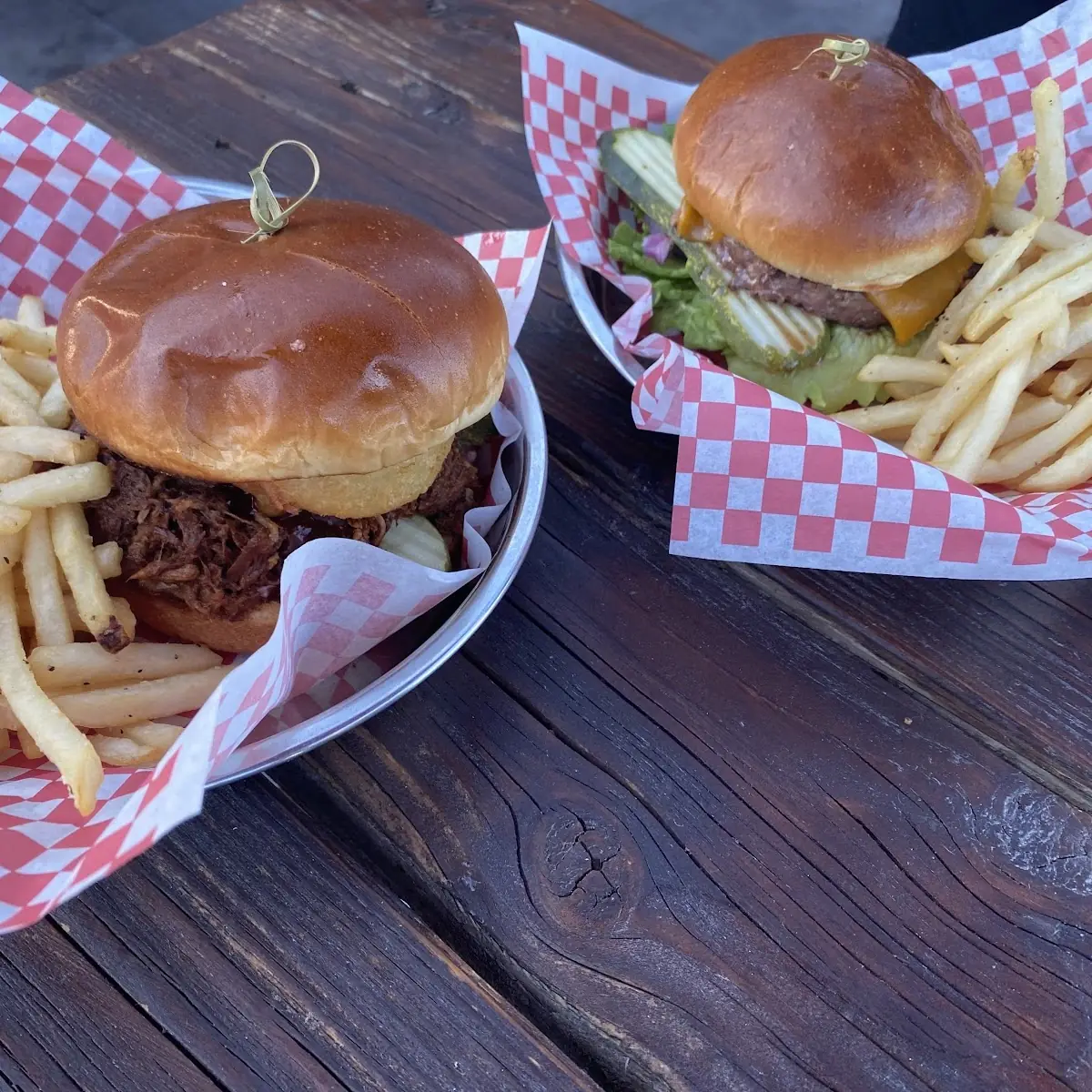 Bacon Cheeseburger w Fries