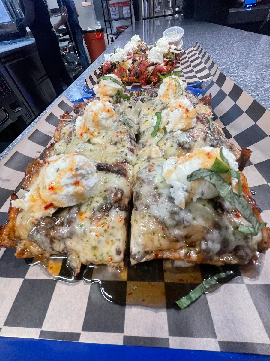The 8 Mile Pizza