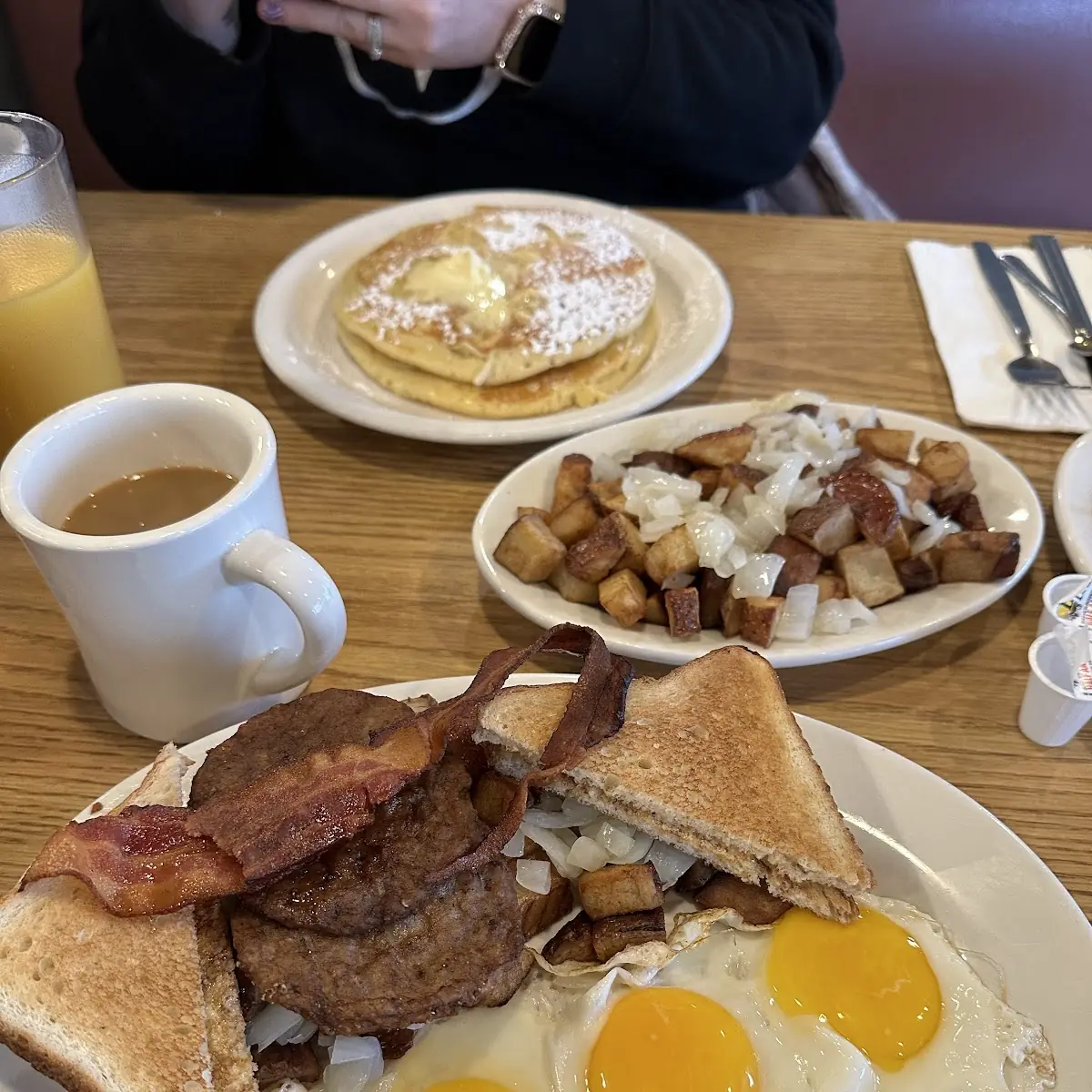 Eggs Home Fries & Toast