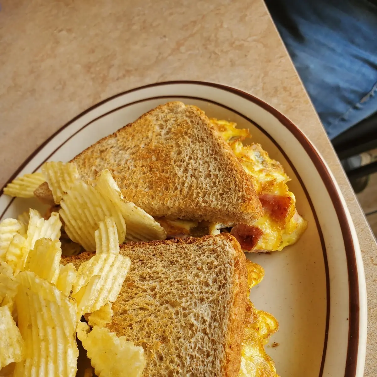 Western Omelette Sandwich