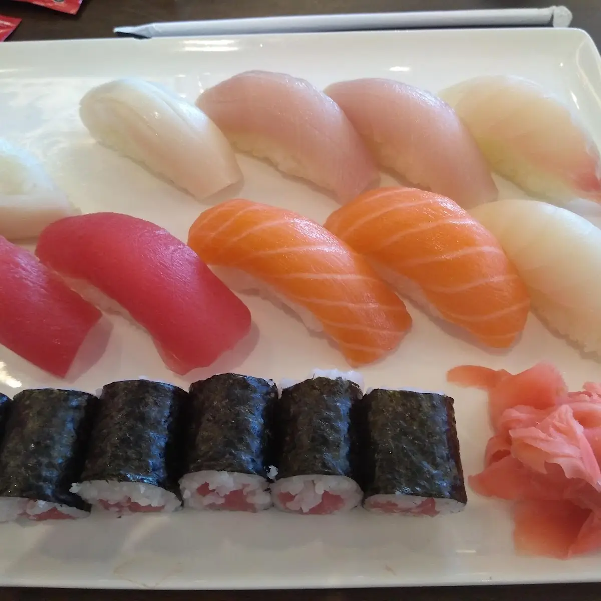 Nigiri Sushi Deluxe