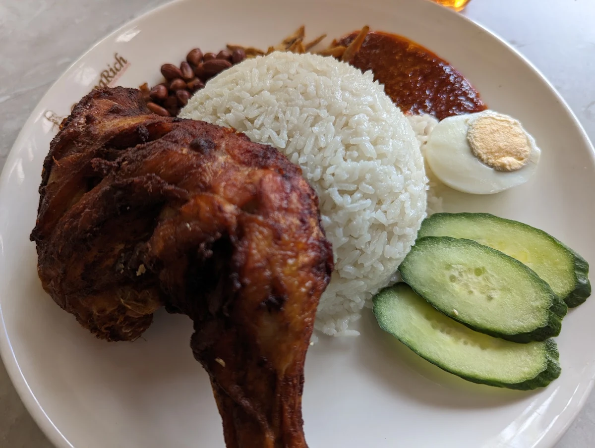 Nasi Lemak, PappaRich Belmont Forum