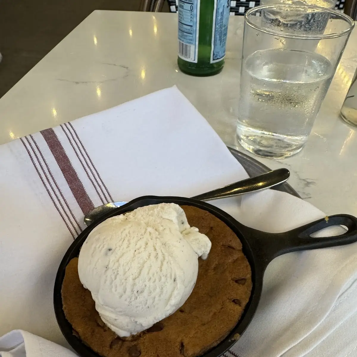Cookie with Gelato