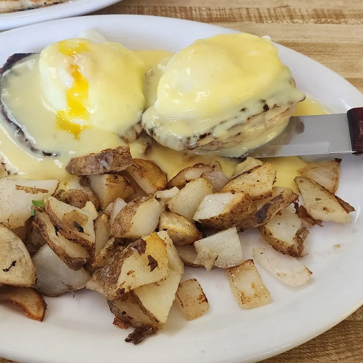Crab Benedict