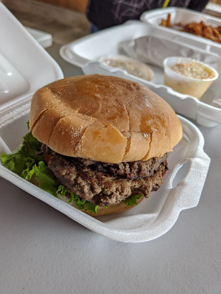 Hamburger Double, Cantine chez mom