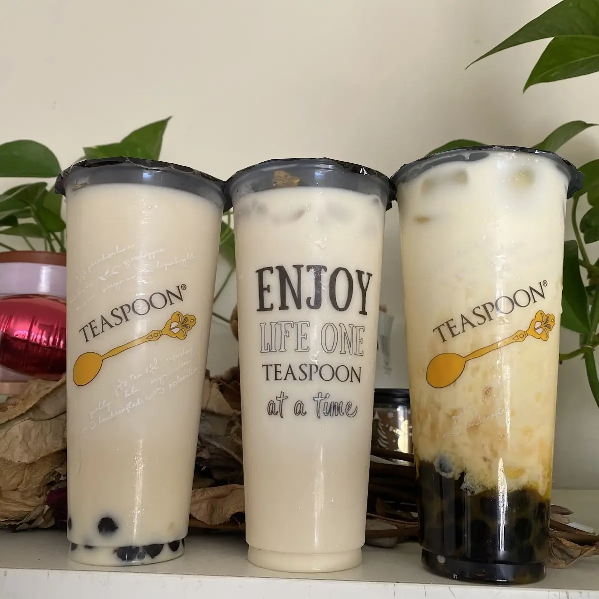 Jasmine Milk with Boba