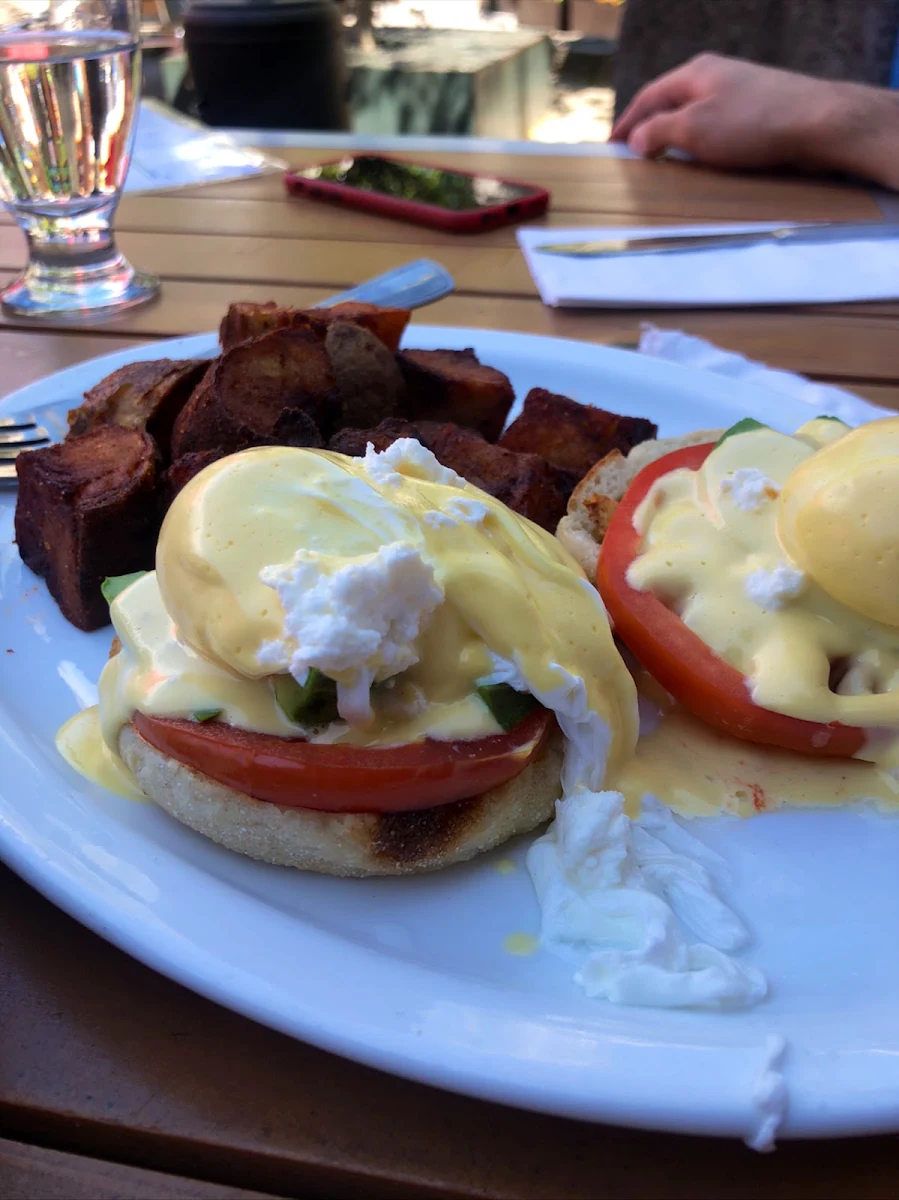Egg Benedict, All Seasons Grill Whistler