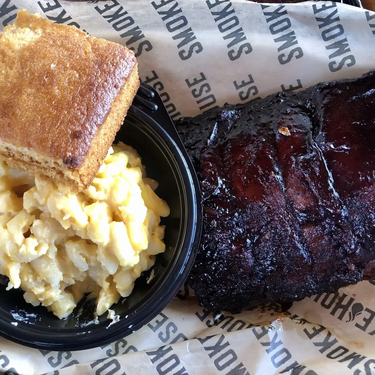 Macaroni and Cheese Cornbread