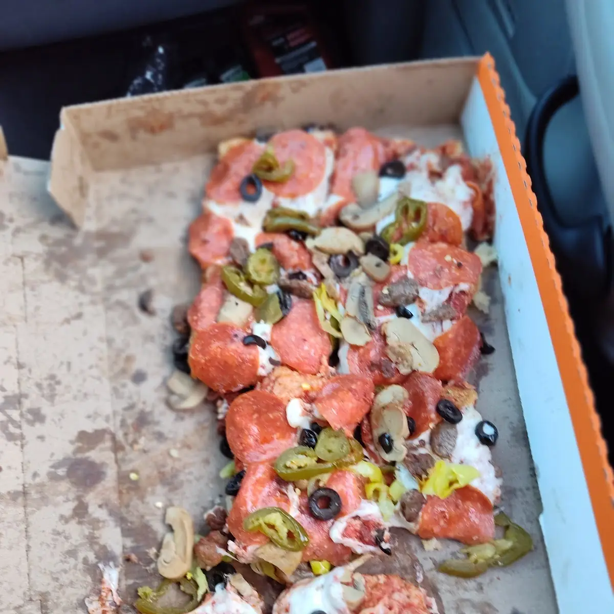 Detroit Style Deep Dish Supreme Pizza