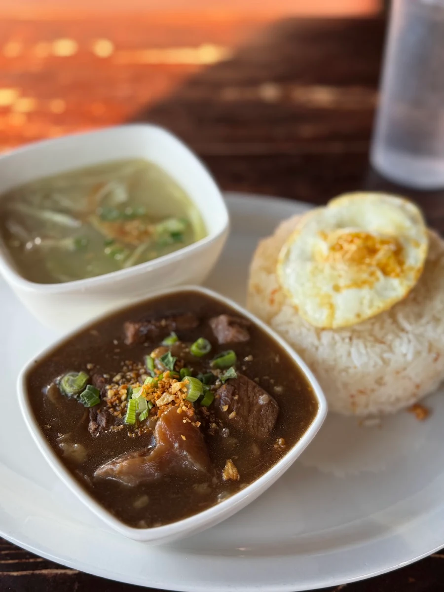 Beef Pares, Barkada Grill - Central