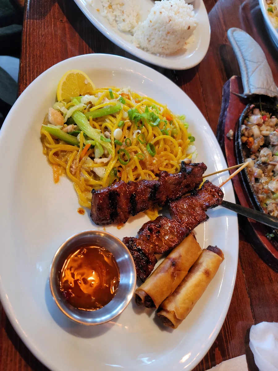 Pansit BBQ and Lumpiang Shanghai, Barkada Grill - Central