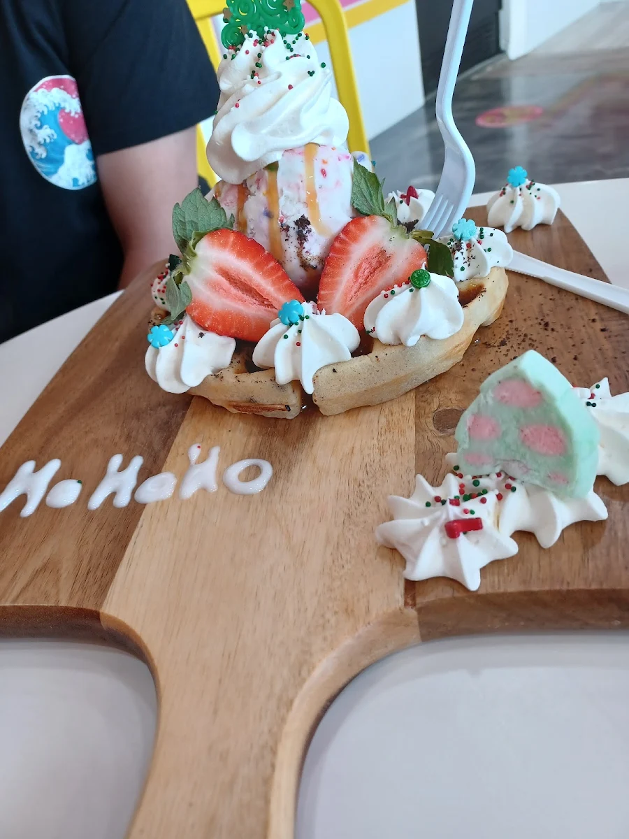 Waffle Sundae