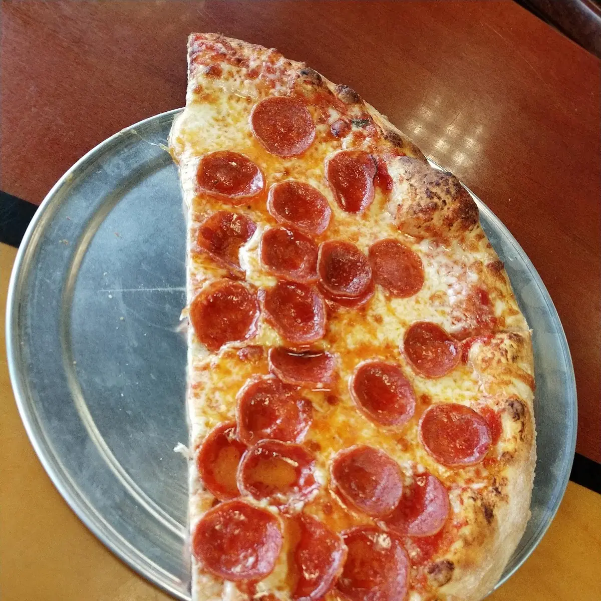 Medium Pepperoni Detroit Deep Dish