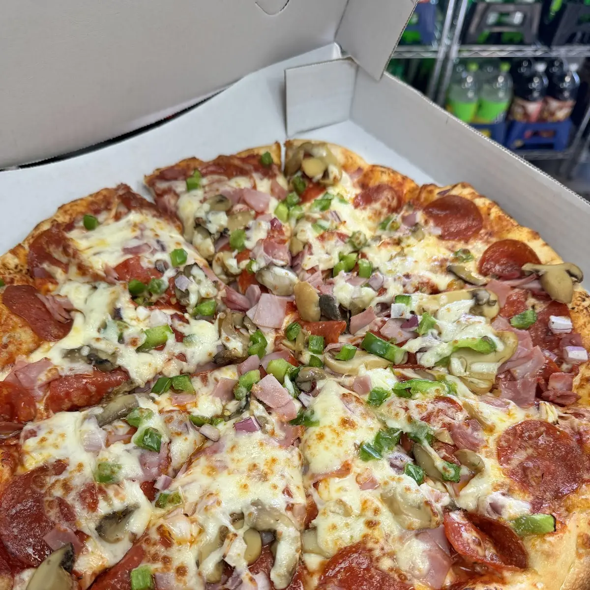 Deluxe Round Pizza