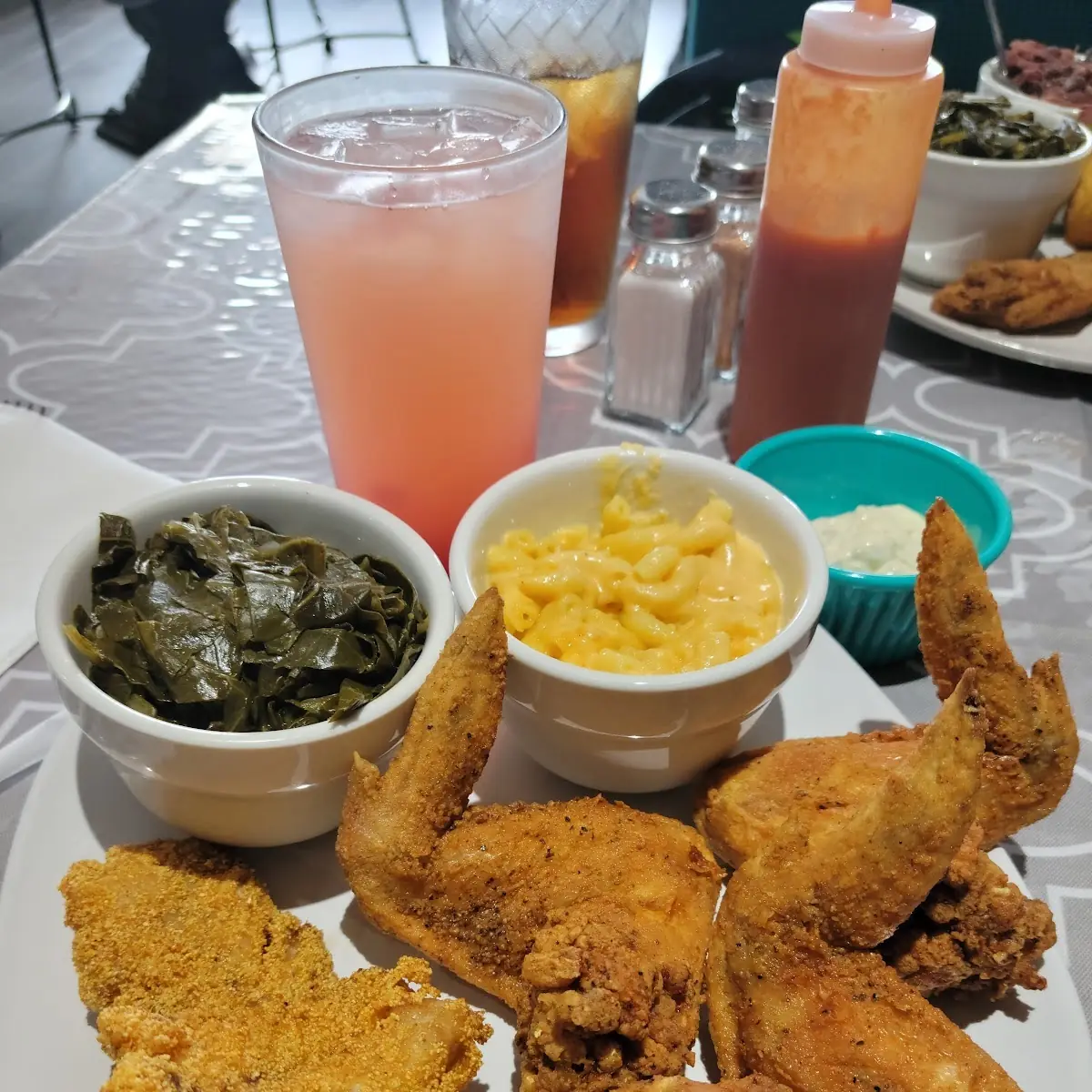 Fried Chicken Wings Dinner Red Snapper