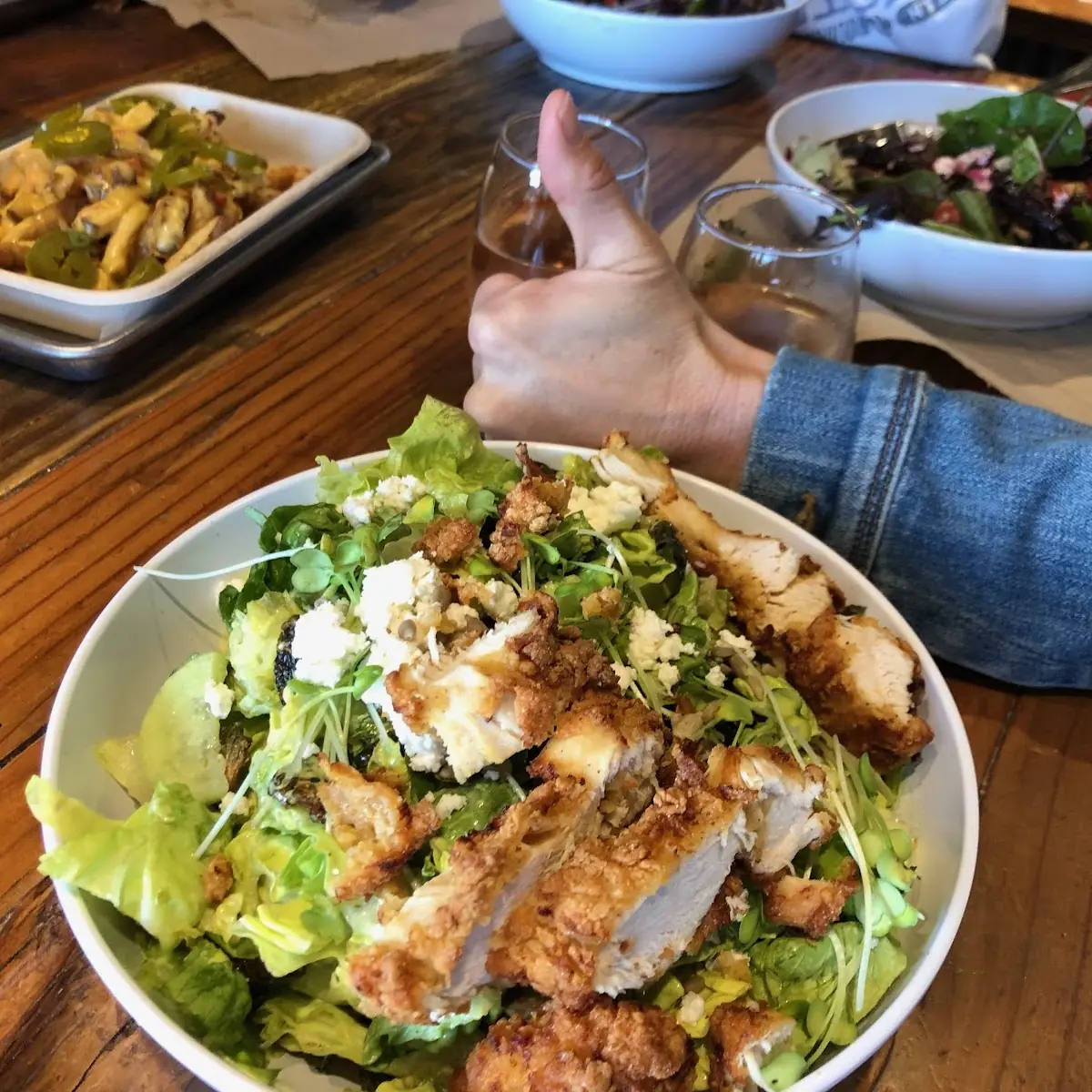 Red Hill Salad with Crispy Chicken