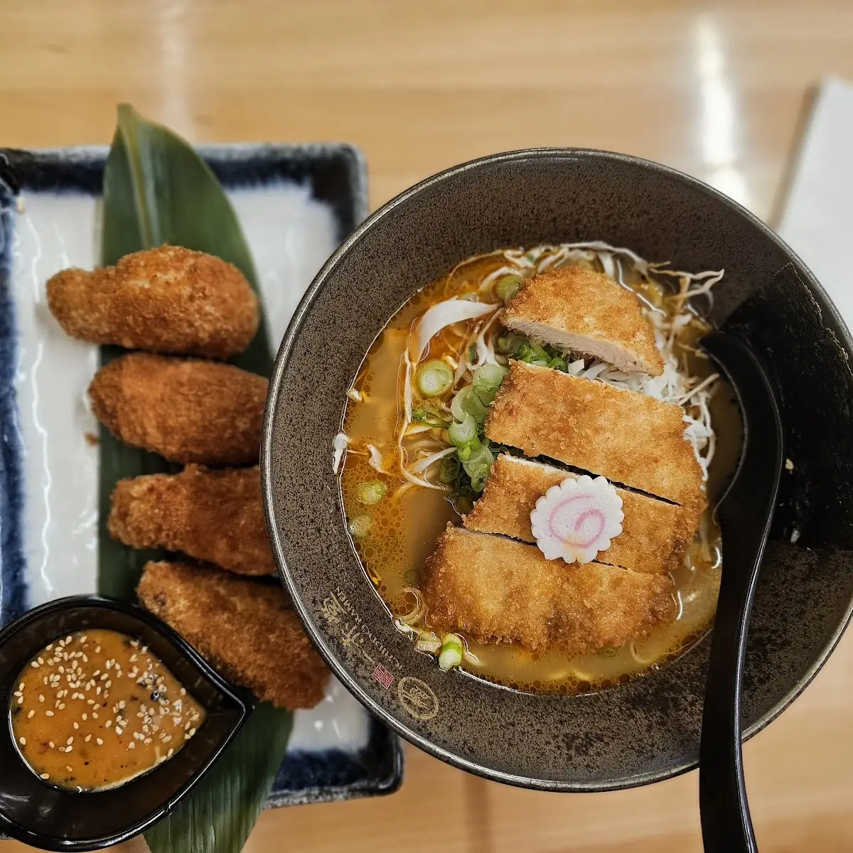 Crispy Chicken Wings & Crispy Chicken Ramen