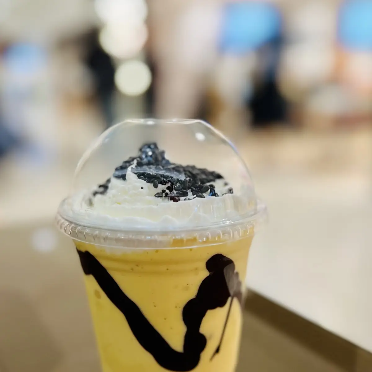 Mango Stracciatella Milkshake