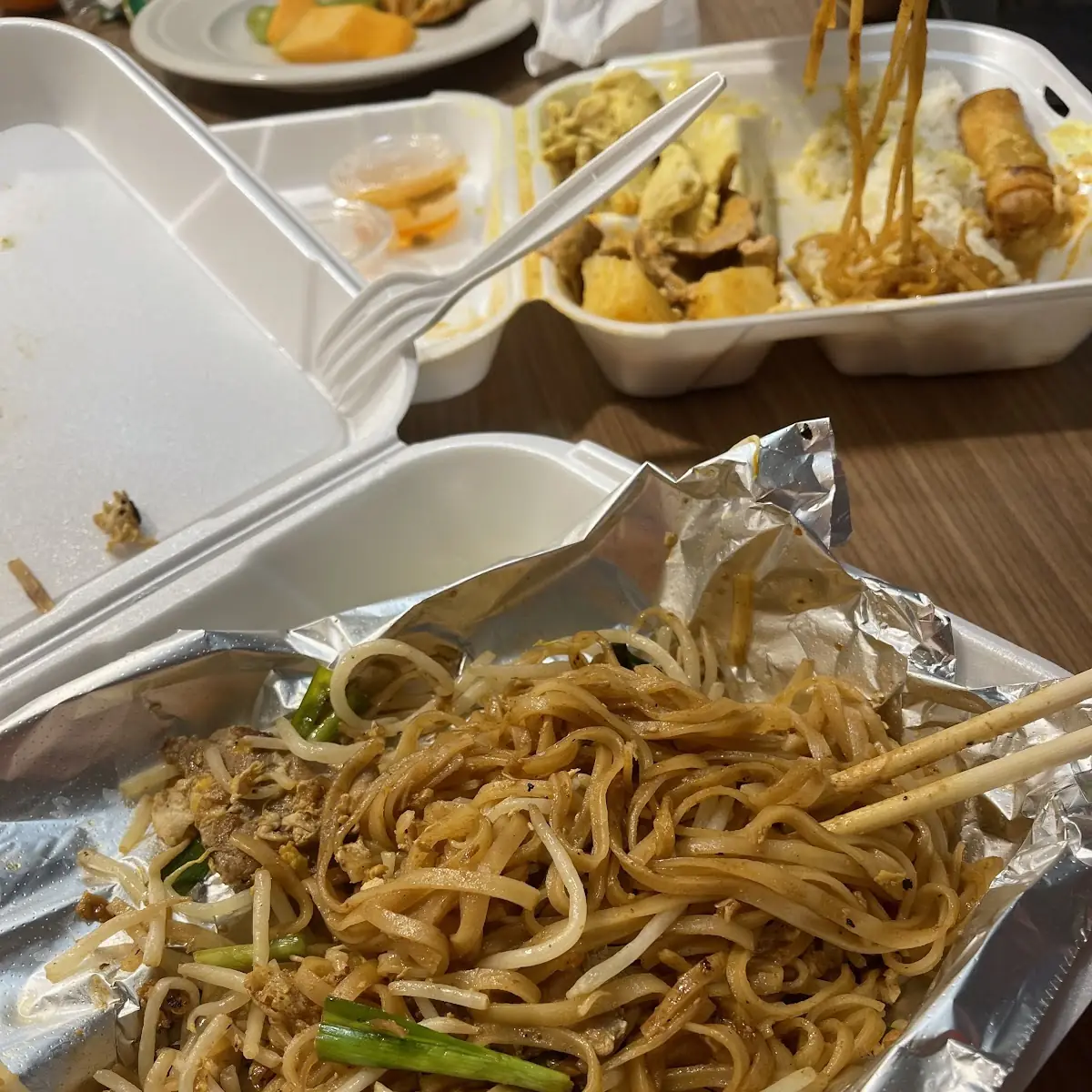 Pad Thai with Beef
