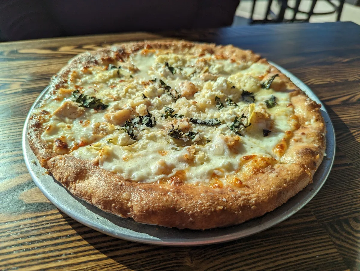 Spanakopita Pizza