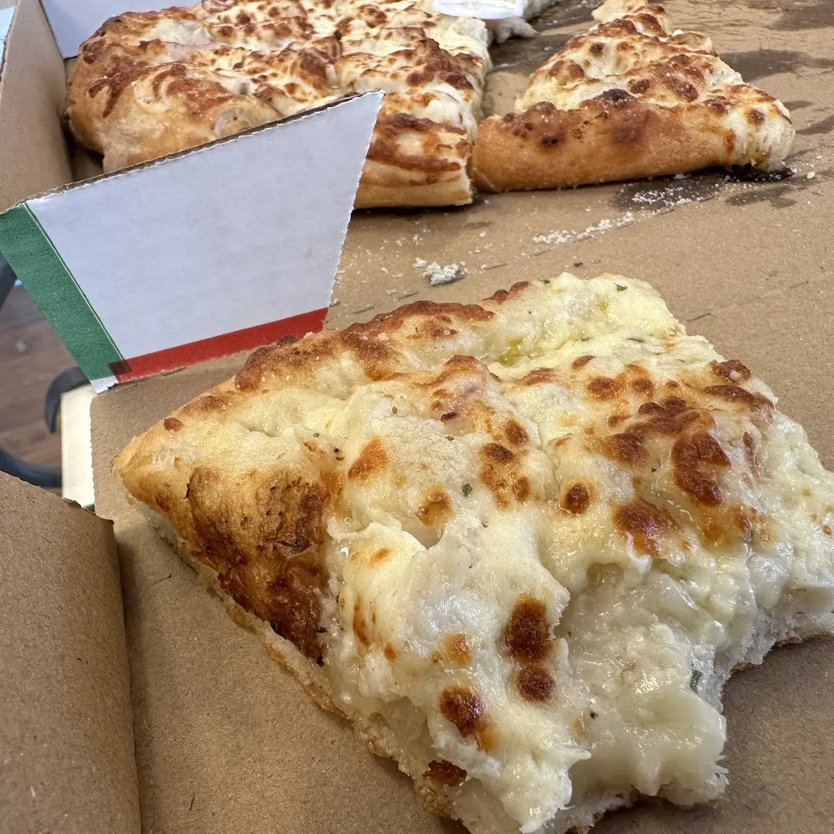 Chicken Alfredo Pizza