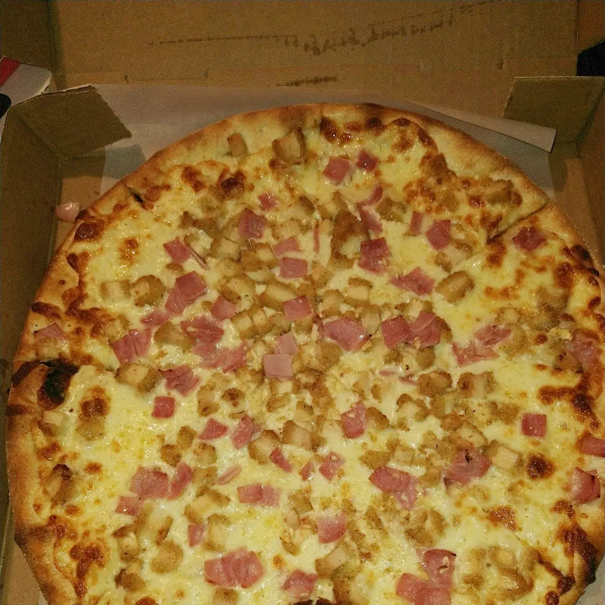 Chicken Cordon Bleu Pizza